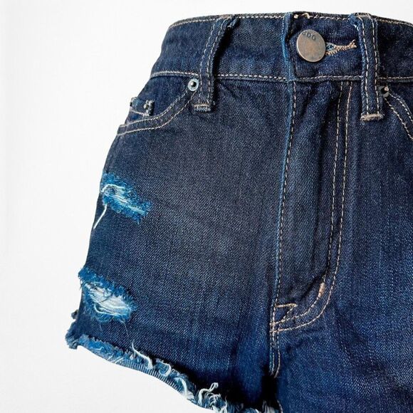 Urban Outfitters Dark Wash High Waisted Distressed Destroyed Shorts Size 24/S/XS - Picture 6 of 6